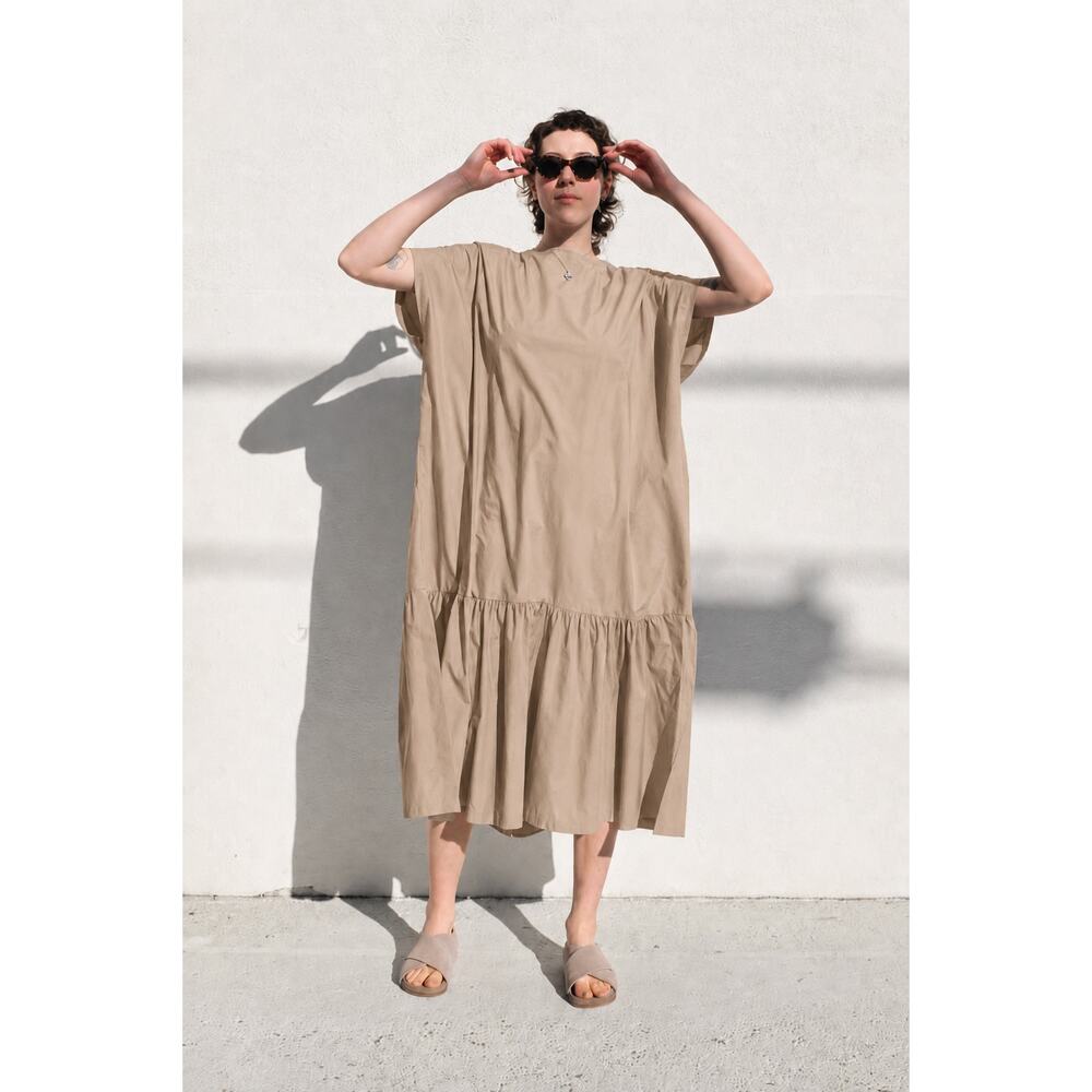 Black Crane Box Dress in Toffee XS/S